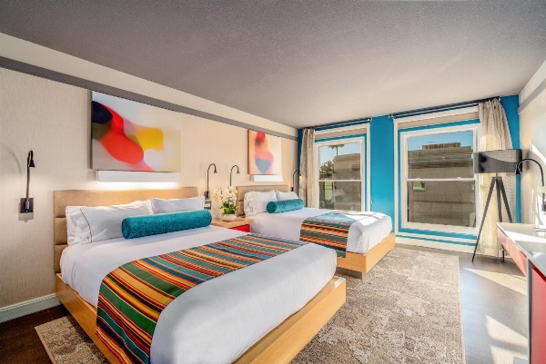 Century Park Hotel LA image 6